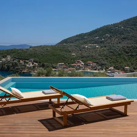 2s * Sivota (Lefkada)